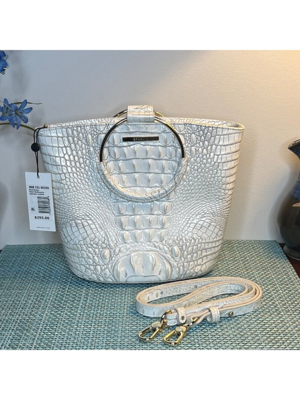 NWT Brahmin Mod Bowie handbag in Pearl Melbourne white leather O-ring Handle